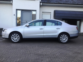 VERKOCHT  VOLKSWAGEN PASSAT 1,9 TDI 