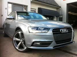 VERKOCHT AUDI A4 2,0TDI * NAVIGATIE * ZWART LEDER * SLECHTS 67520 KM * GEKEURD * GARANTIE