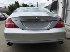 VERKOCHT  MERCEDES CLS 320 CDI * LEDER INTERIEUR * NAVIGATIE+KLEURSCHERM * ALU VELGEN * CRUISECONTROL  * FULL OPTION * GEKEURD * GARANTIE