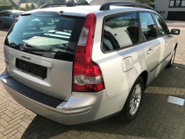 VERKOCHT  VOLVO V50 1,6 D / ZILVER METAAL / ZWART LEDER INTERIEUR / GEKEURD VOOR VERKOOP