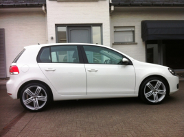 VERKOCHT VOLKSWAGEN GOLF 6 WIT * 5 DEURS * 18&quot; VELGEN * NAVIGATIE * GEKEURD * GARANTIE