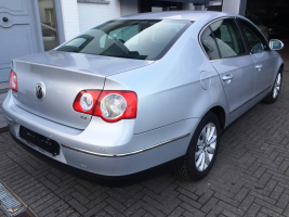 VERKOCHT  VOLKSWAGEN PASSAT 1,9 TDI 