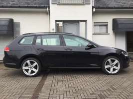 VERKOCHT  VOLKSWAGEN GOLF 7 1,6 TDI NAVIGATIE / CRUISE / ALU VELGEN / GEKEURD