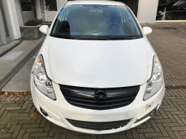 VERKOCHT  OPEL CORSA D  BENZINE  07/04/2010  101505 KM  OVERNAME ONGEVALWAGEN