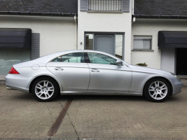 VERKOCHT  MERCEDES CLS 320 CDI * LEDER INTERIEUR * NAVIGATIE+KLEURSCHERM * ALU VELGEN * CRUISECONTROL  * FULL OPTION * GEKEURD * GARANTIE