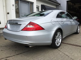 VERKOCHT  MERCEDES CLS 320 CDI * LEDER INTERIEUR * NAVIGATIE+KLEURSCHERM * ALU VELGEN * CRUISECONTROL  * FULL OPTION * GEKEURD * GARANTIE