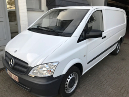 MERCEDES VITO 113CDI  13/01/2014  AIRCO  3 ZITPLAATSEN LICHTE VRACHT