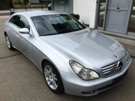 VERKOCHT  MERCEDES CLS 320 CDI * LEDER INTERIEUR * NAVIGATIE+KLEURSCHERM * ALU VELGEN * CRUISECONTROL  * FULL OPTION * GEKEURD * GARANTIE