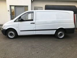 MERCEDES VITO 113CDI  13/01/2014  AIRCO  3 ZITPLAATSEN LICHTE VRACHT