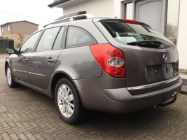 VERKOCHT  RENAULT LAGUNA 1900 DCI / NAVIGATIE / ALU VELGEN / TREKHAAK / GEKEURD VOOR VERKOOP