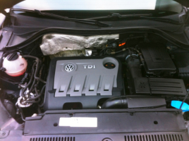 VERKOCHT VOLKSWAGEN TIGUAN * NAVIGATIE * ZWART LEDER * PDC * ALU VELGEN * GEKEURD * GARANTIE