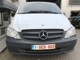 MERCEDES VITO 113CDI  13/01/2014  AIRCO  3 ZITPLAATSEN LICHTE VRACHT