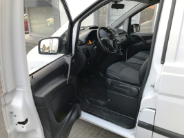 MERCEDES VITO 113CDI  13/01/2014  AIRCO  3 ZITPLAATSEN LICHTE VRACHT