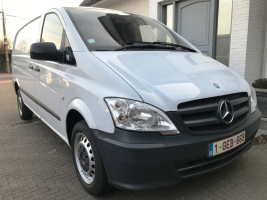 MERCEDES VITO 113CDI  13/01/2014  AIRCO  3 ZITPLAATSEN LICHTE VRACHT