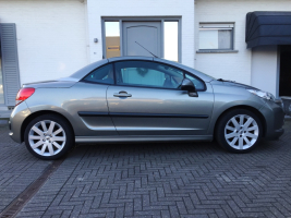 VERKOCHT  PEUGEOT 207  CABRIOLET