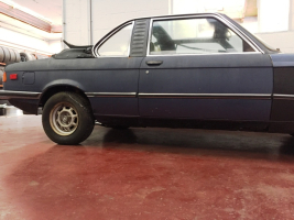 VERKOCHT  BMW E21 323I BAUR  TE RESTAUREREN