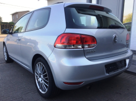 VERKOCHT  VOLKSWAGEN GOLF 6 1,2TSI 3 DEURS 17&quot;VELGEN SLECHTS 80575 KM + OOK WINTERWIELEN