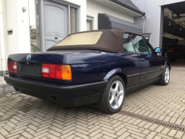 VERKOCHT   BMW &quot;E30&quot; 318I  * CABRIOLET * BLAUW METAAL * LEDER INTERIEUR * ALU VELGEN * GEKEURD * GARANTIE