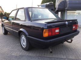 VERKOCHT  BMW E30  318 I COUPE