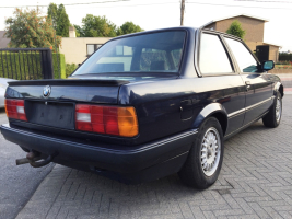 VERKOCHT  BMW E30  318 I COUPE