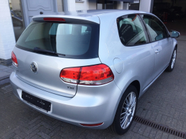 VERKOCHT  VOLKSWAGEN GOLF 6 1,2TSI 3 DEURS 17&quot;VELGEN SLECHTS 80575 KM + OOK WINTERWIELEN