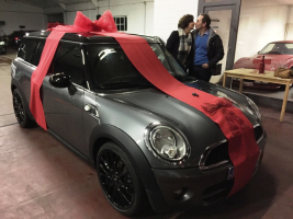 VERKOCHT MINI CLUBMAN DIESEL COOPER WORKS-VELGEN &quot;IN CADEAUVERPAKKING VOOR VERJAARDAG&quot;