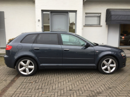 VERKOCHT AUD A3 1,6 TDI  S-LINE / LEDER / ALU / GEKEURD