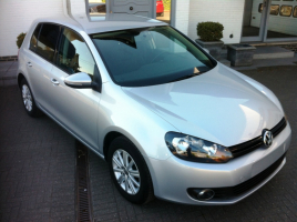 VERKOCHT VOLKSWAGEN GOLF 6 1,6 TDI * ZILVER METAAL * DIG.AIRCO * GEKEURD * GARANTIE