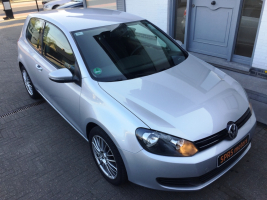 VERKOCHT  VOLKSWAGEN GOLF 6 1,2TSI 3 DEURS 17&quot;VELGEN SLECHTS 80575 KM + OOK WINTERWIELEN