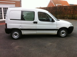 VERKOCHT  PEUGEOT PARTNER 07/07/2006  103823 KM GEKEURD VOOR VERKOOP + GARANTIE