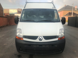 VERKOCHT  RENAULT MASTER 2,5 DCI / L2H2 / LICHTE VRACHT / GEKEURD + GARANTIE