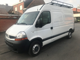 VERKOCHT  RENAULT MASTER 2,5 DCI / L2H2 / LICHTE VRACHT / GEKEURD + GARANTIE