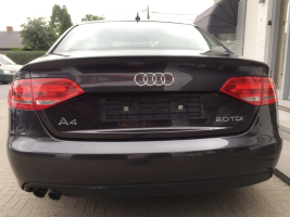 VERKOCHT  AUDI A4 2,0 TDI * 4 DEURS * NAVIGATIE * ALU VELGEN * DIGITALE AIRCO * GEKEURD * GARANTIE