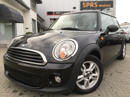 VERKOCHT  MINI ONE DIESEL 1,6D * ZWART METAAL * DIGITALE AIRCO * ALU VELGEN * MISTLAMPEN * SLECHTS 73736 KM * GEKEURD * GARANTIE