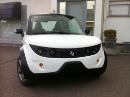 VERKOCHT  TAZZARI ZERO * VOLLEDIG ELEKTRISCHE VOERTUIG *  LEDER INTERIEUR * SLECHTS 5918 KM * BJ 08/02/2013 