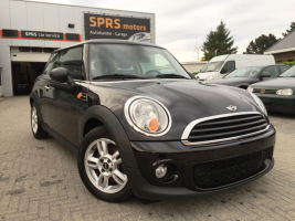 VERKOCHT  MINI ONE DIESEL 1,6D * ZWART METAAL * DIGITALE AIRCO * ALU VELGEN * MISTLAMPEN * SLECHTS 73736 KM * GEKEURD * GARANTIE