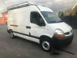 VERKOCHT  RENAULT MASTER 2,5 DCI / L2H2 / LICHTE VRACHT / GEKEURD + GARANTIE