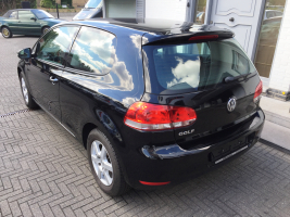 VW GOLF 1,4i Trendline Bezine Zwart - 05/2009 -90996 km