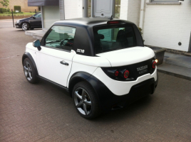 VERKOCHT  TAZZARI ZERO * VOLLEDIG ELEKTRISCHE VOERTUIG *  LEDER INTERIEUR * SLECHTS 5918 KM * BJ 08/02/2013 