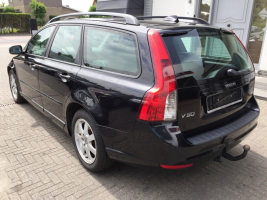 VERKOCHT  VOLVO V50 2,0 DIESEL / LEDER / ALU VELGEN / GEKEURD VOOR VERKOOP