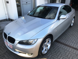 VERKOCHT  BMW 320 COUPE X-DRIVE / 4*4 / LEDER / NAVIGATIE / AUTOMAAT / GEKEURD VOOR VERKOOP