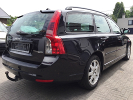 VERKOCHT  VOLVO V50 2,0 DIESEL / LEDER / ALU VELGEN / GEKEURD VOOR VERKOOP