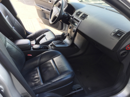 VERKOCHT VOLVO V50 1,6 MET ZWART LEDER INTERIEUR / GEKEURD