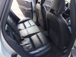 VERKOCHT VOLVO V50 1,6 MET ZWART LEDER INTERIEUR / GEKEURD