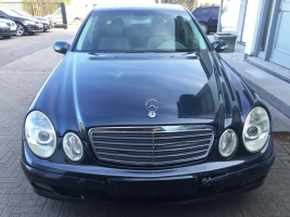 VERKOCHT  MERCEDES E 200 CDI 