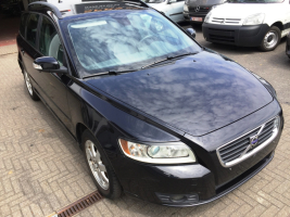 VERKOCHT  VOLVO V50 2,0 DIESEL / LEDER / ALU VELGEN / GEKEURD VOOR VERKOOP