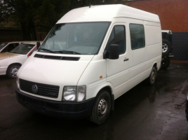 VERKOCHT  VOLKSWAGEN LT35 * 2,5 TDI * DUBBELE CABINE *  LICHTEVRACHTWAGEN * VERHOOGD * GEKEURD