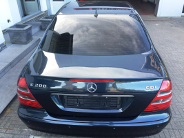 VERKOCHT  MERCEDES E 200 CDI 