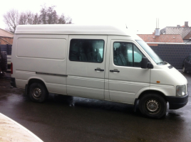 VERKOCHT  VOLKSWAGEN LT35 * 2,5 TDI * DUBBELE CABINE *  LICHTEVRACHTWAGEN * VERHOOGD * GEKEURD