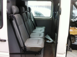 VERKOCHT  VOLKSWAGEN LT35 * 2,5 TDI * DUBBELE CABINE *  LICHTEVRACHTWAGEN * VERHOOGD * GEKEURD